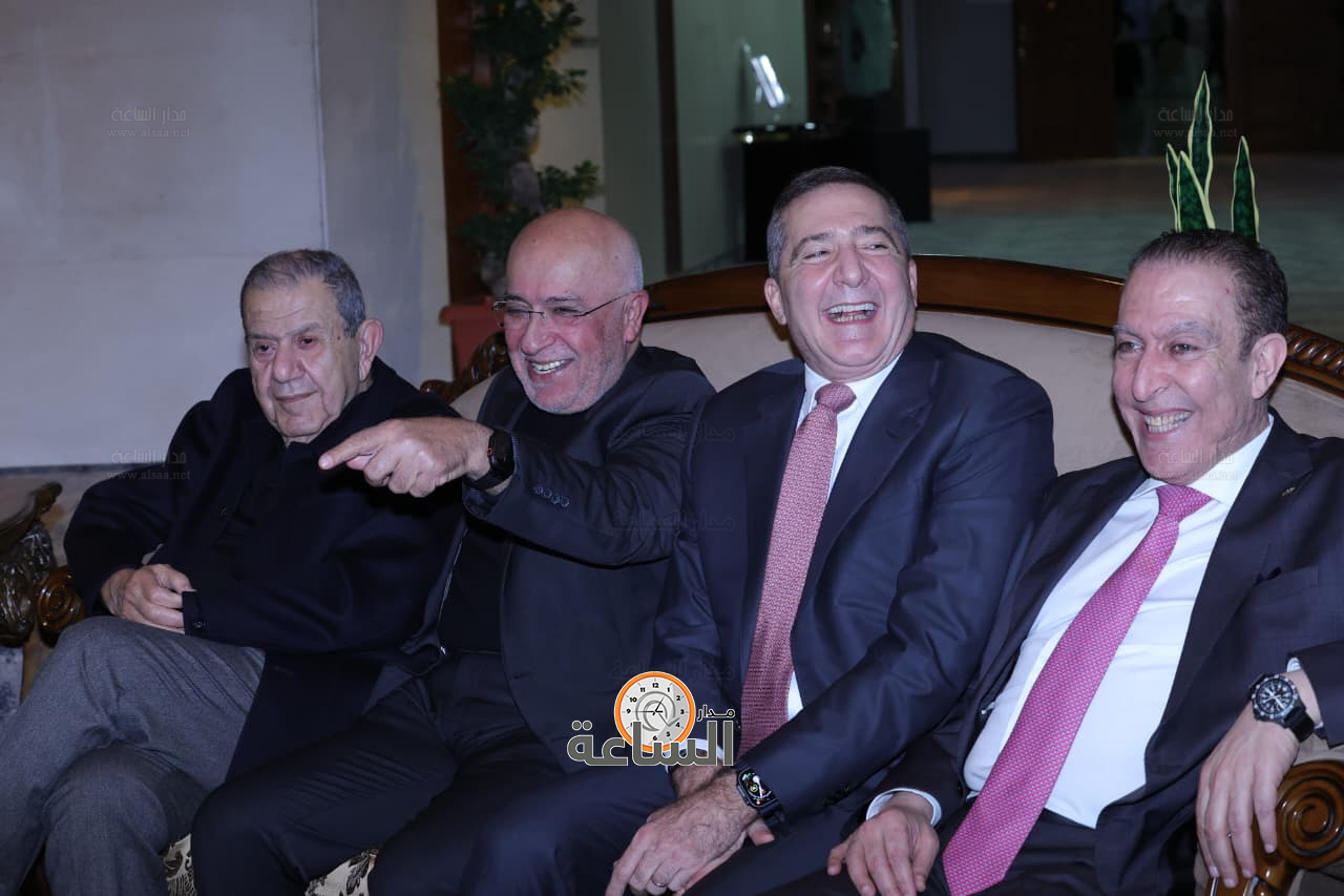 Madar Al-Saa Images 0.1649157968432382