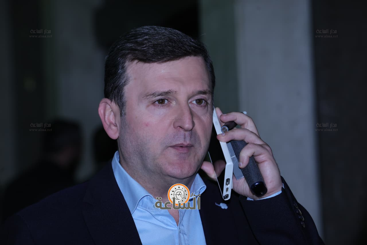 Madar Al-Saa Images 0.6575788327664395