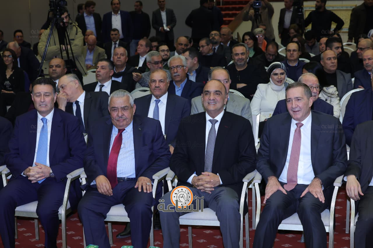 Madar Al-Saa Images 0.5477822661143187