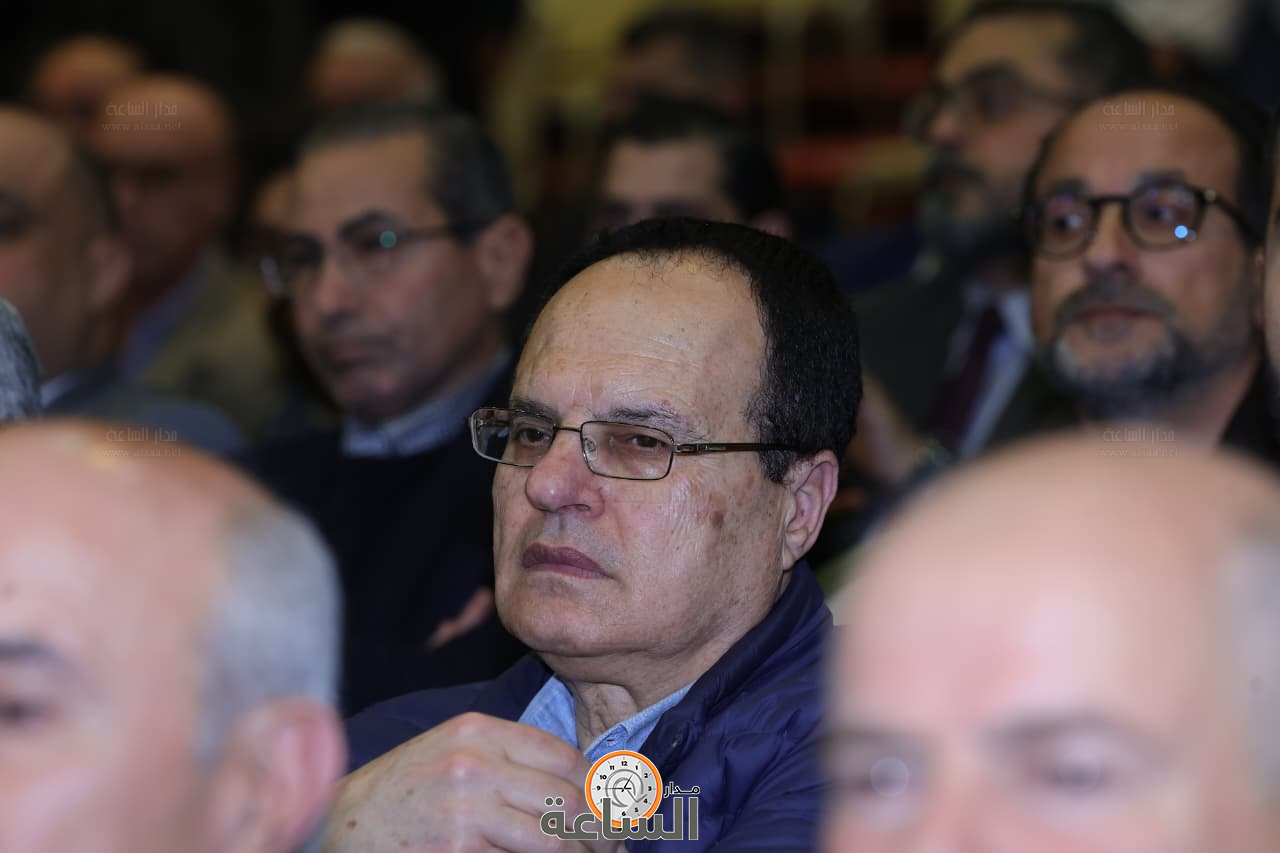 Madar Al-Saa Images 0.5718992361880906