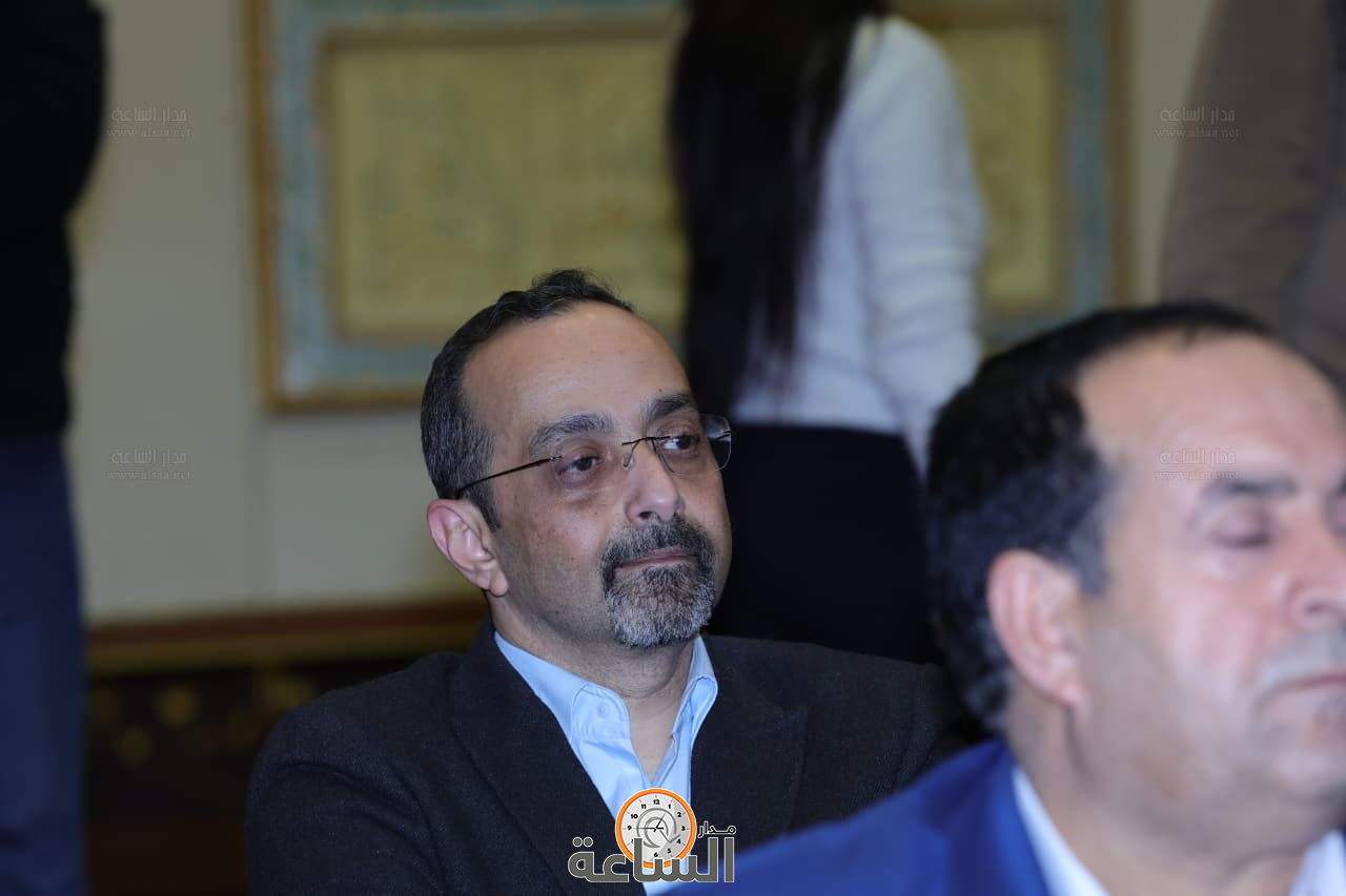 Madar Al-Saa Images 0.9104327072348293