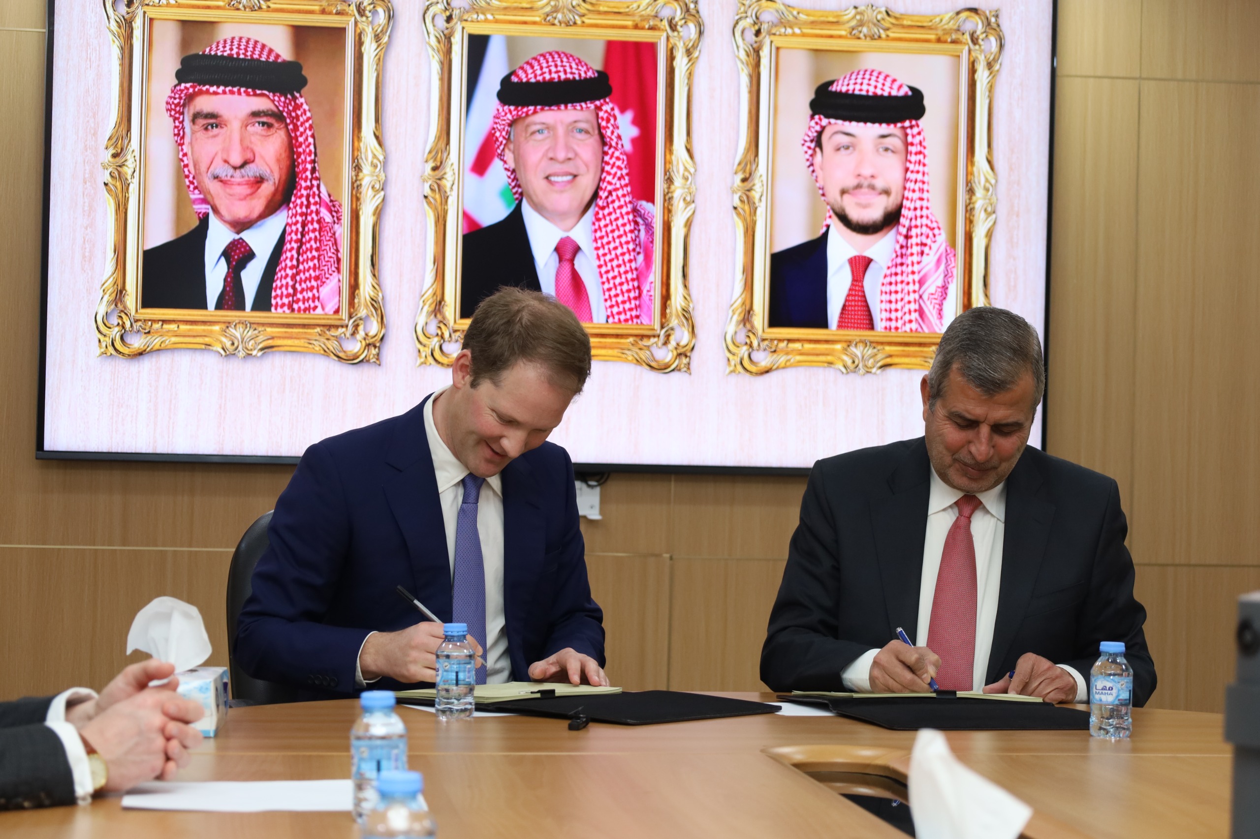 Madar Al-Saa Images 0.8666395223358146