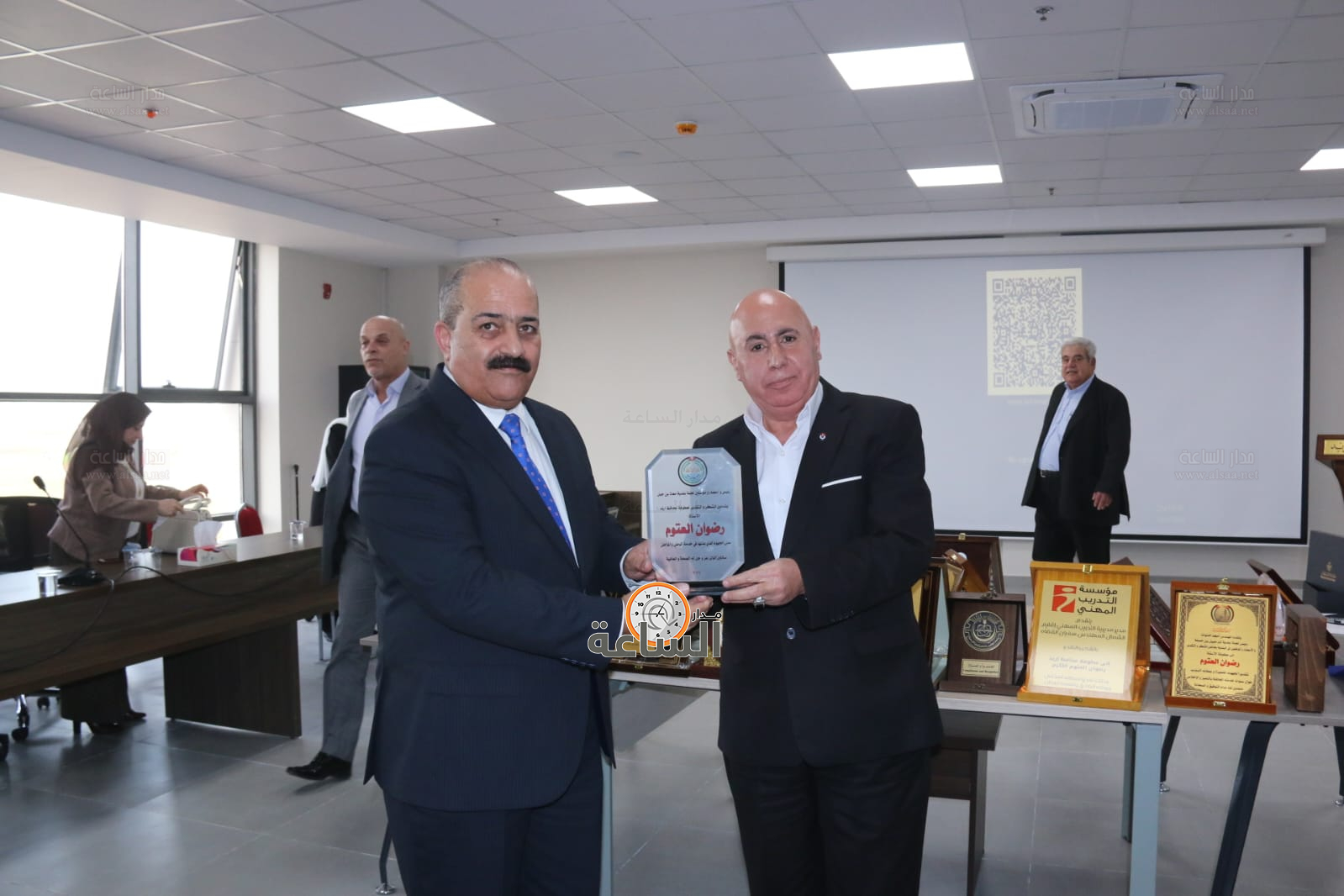 Madar Al-Saa Images 0.5738546301842532