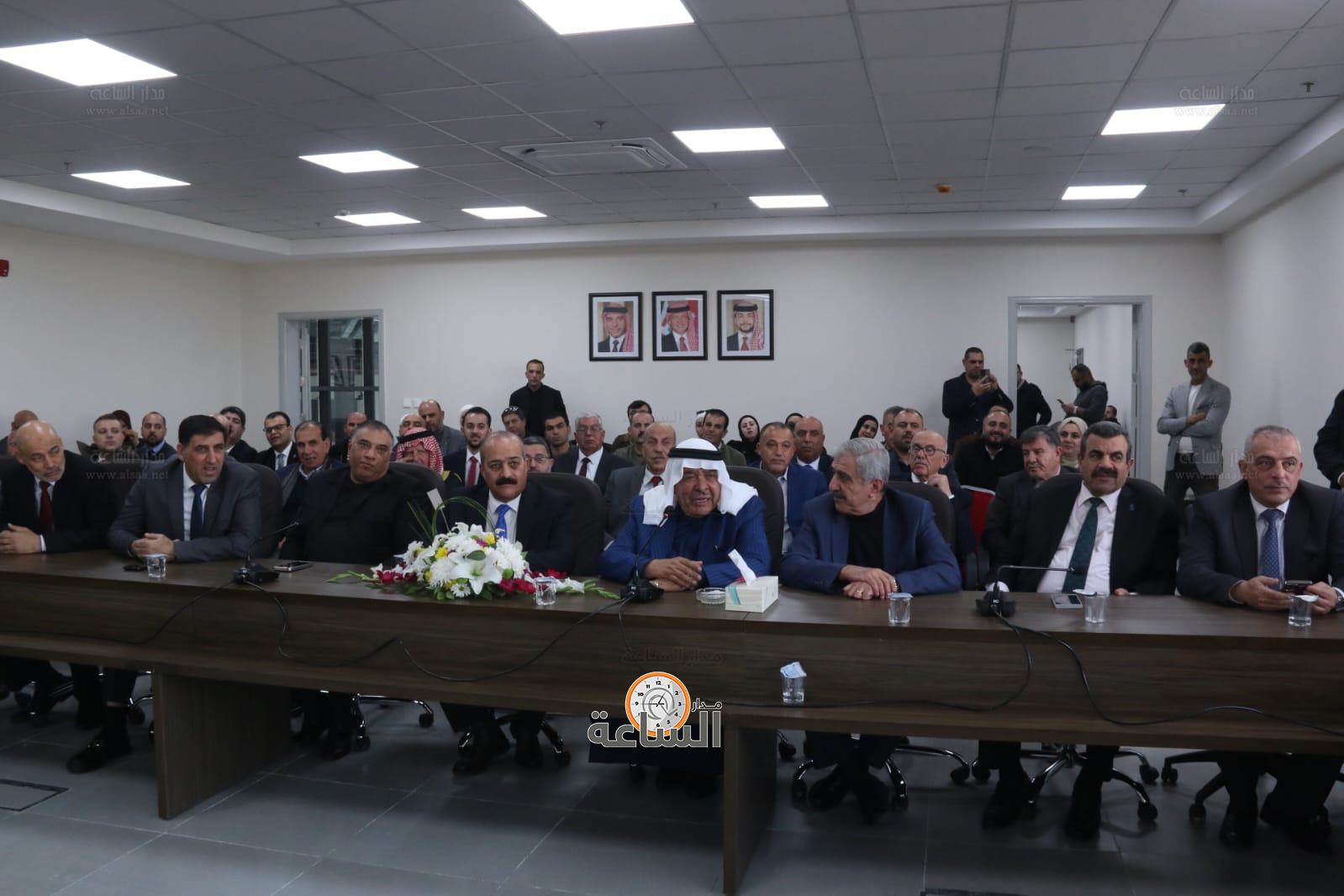 Madar Al-Saa Images 0.2461513419011886