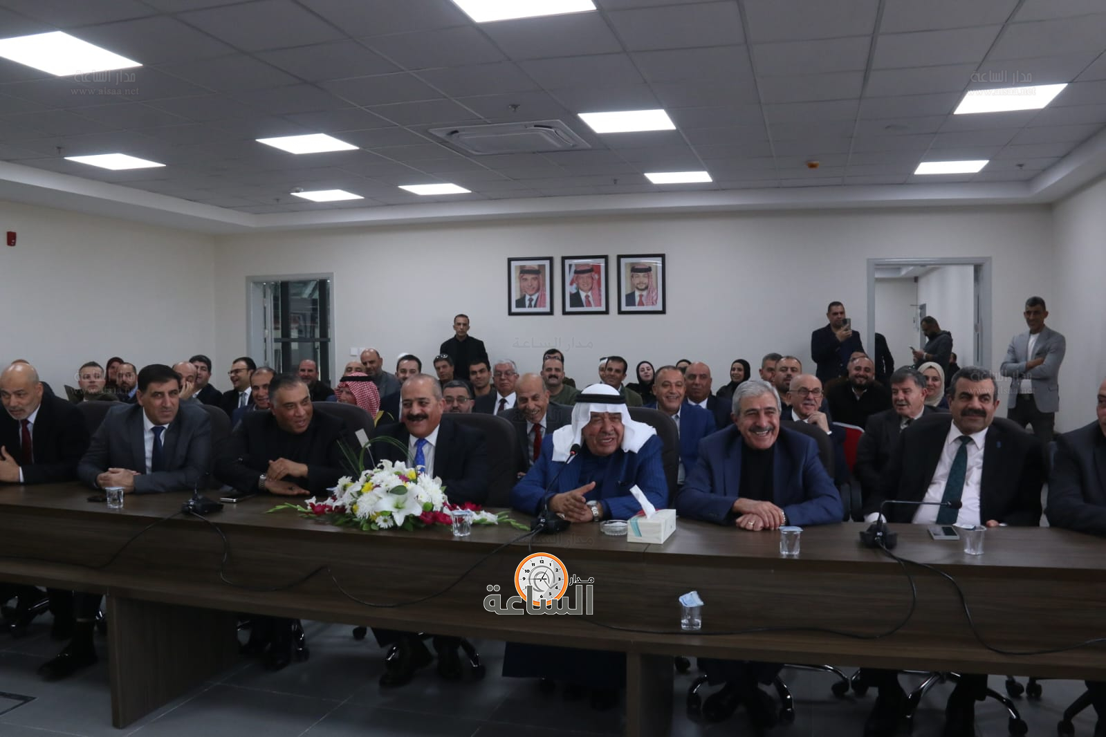 Madar Al-Saa Images 0.9508229637945991