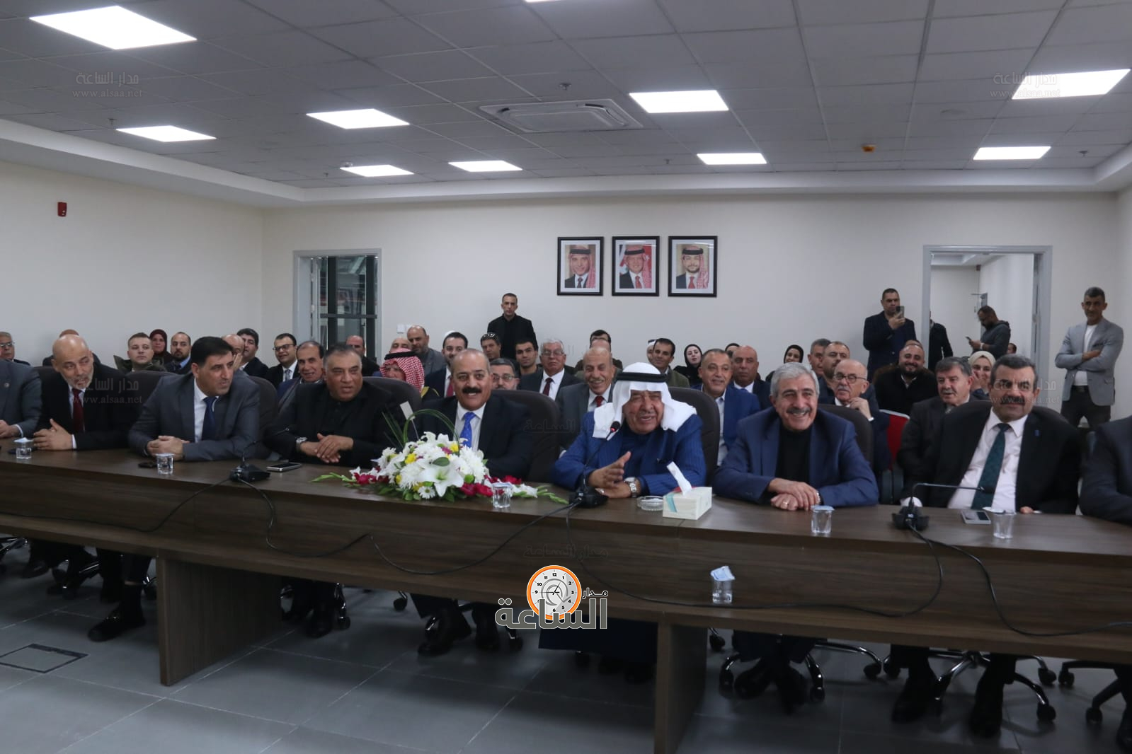 Madar Al-Saa Images 0.6430530759441705