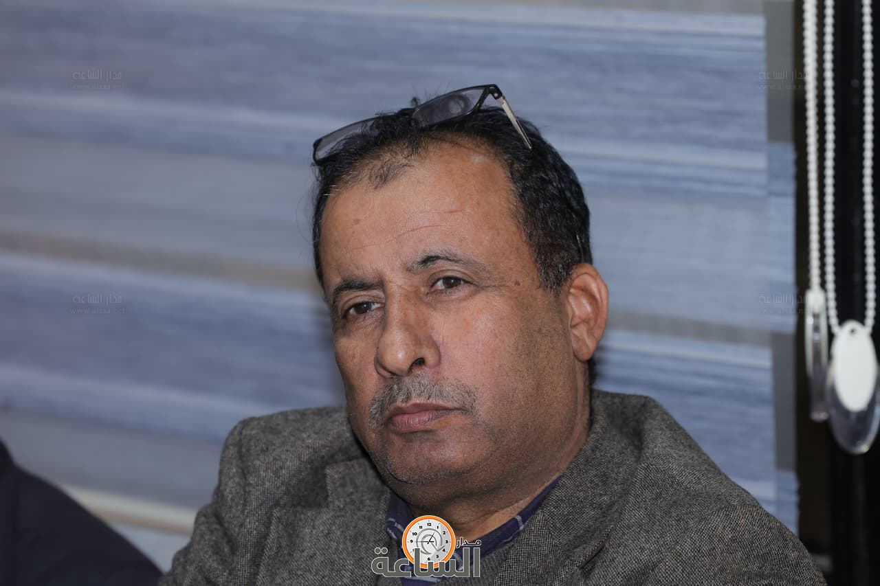 Madar Al-Saa Images 0.16048232312914024