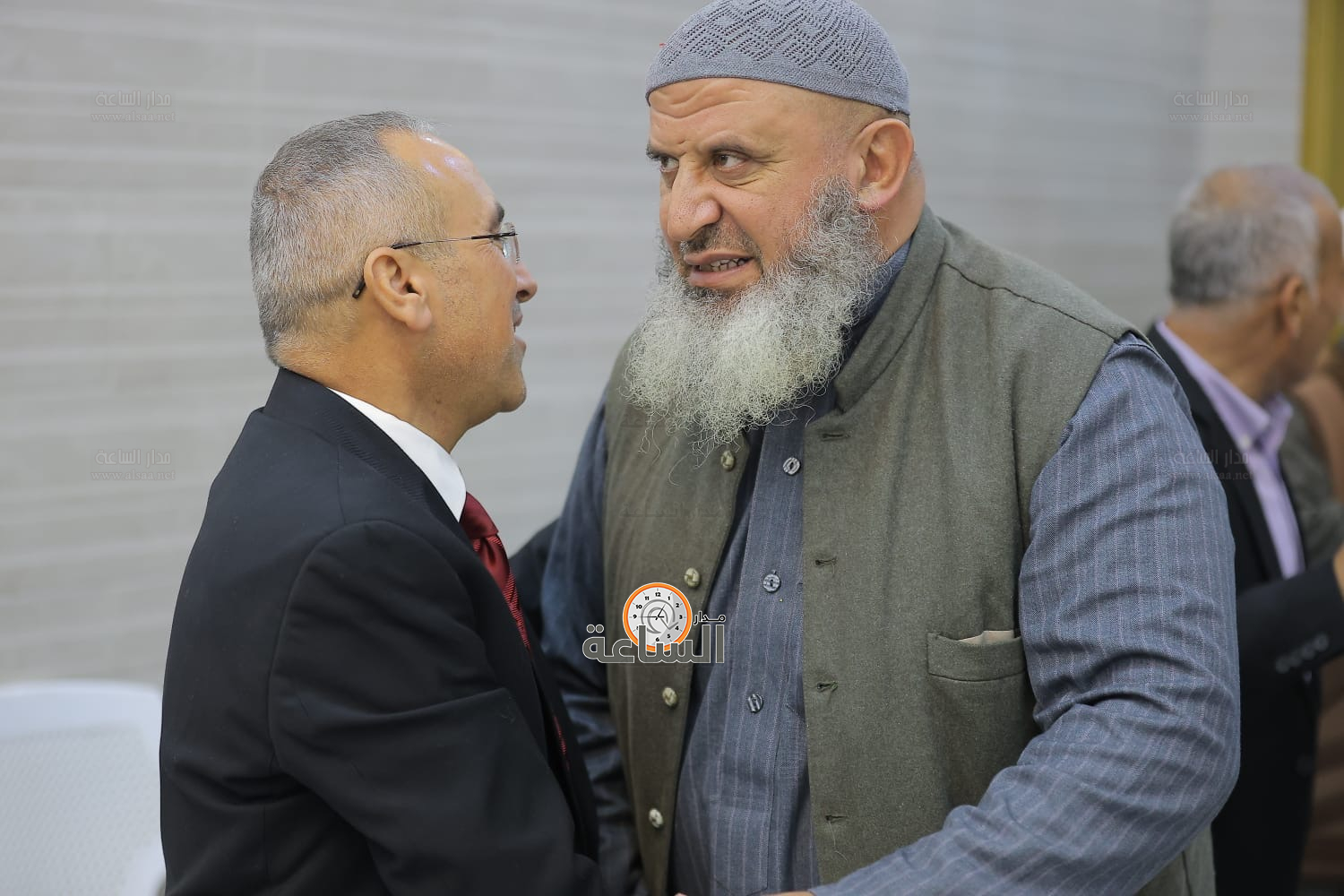 Madar Al-Saa Images 0.7969280985801017