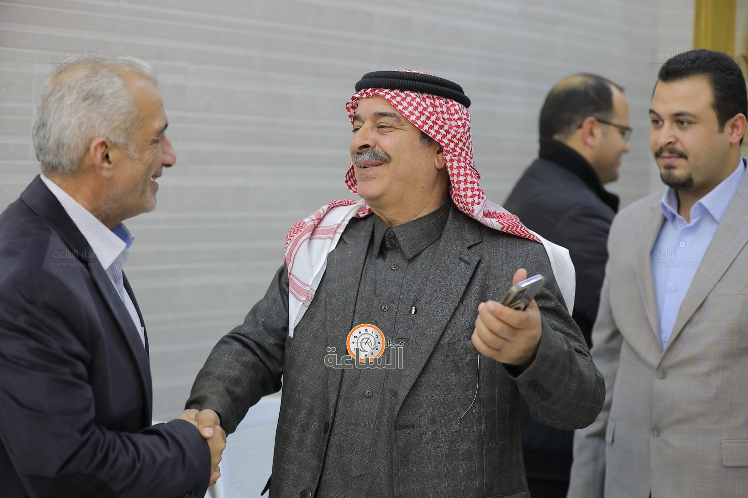 Madar Al-Saa Images 0.8732709665981767