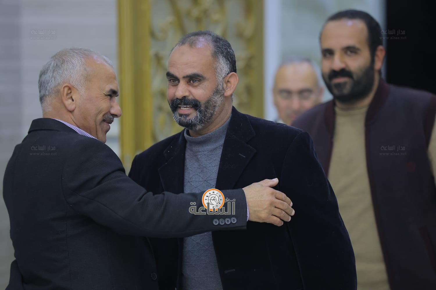 Madar Al-Saa Images 0.8796573167009745