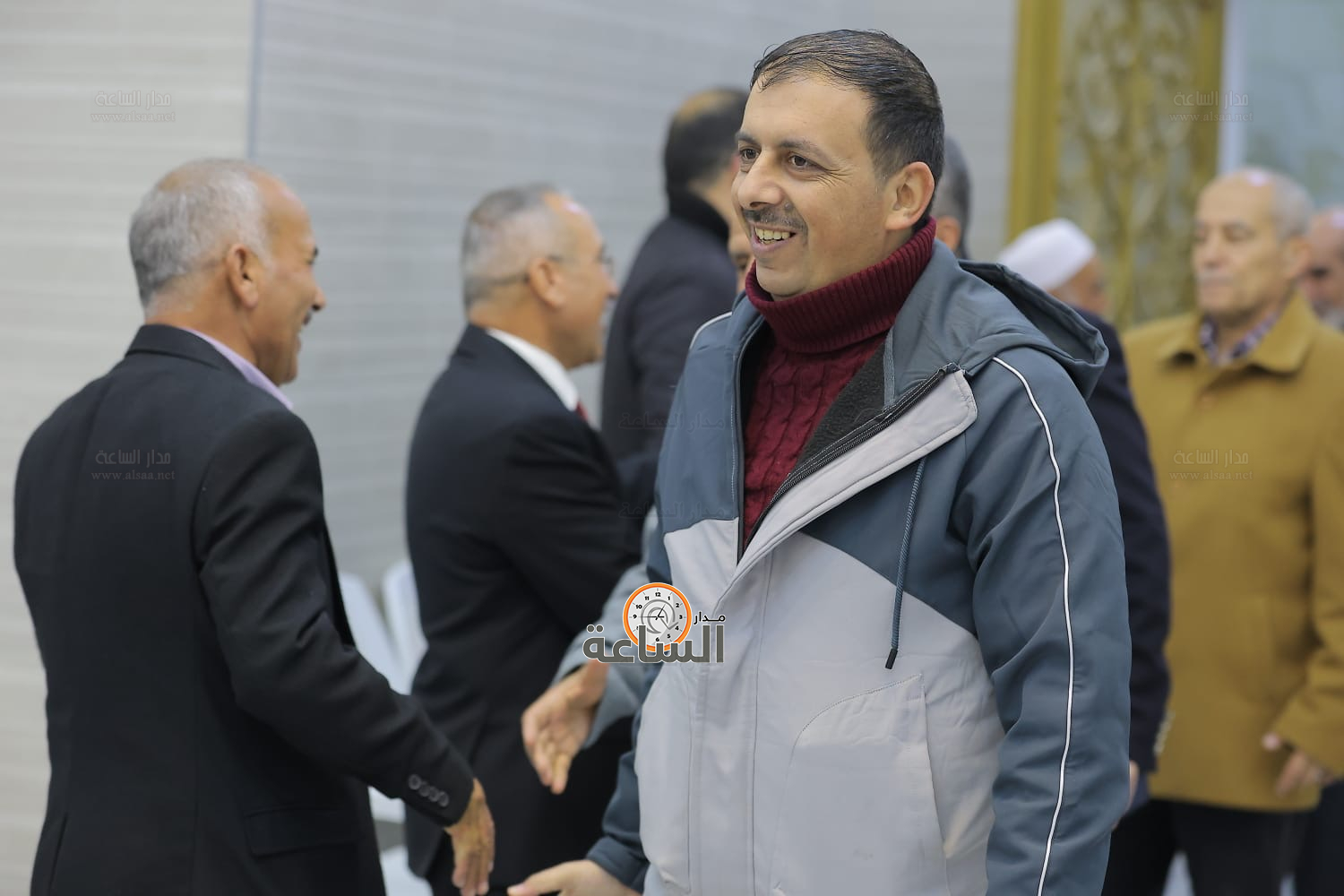 Madar Al-Saa Images 0.4527077853577389