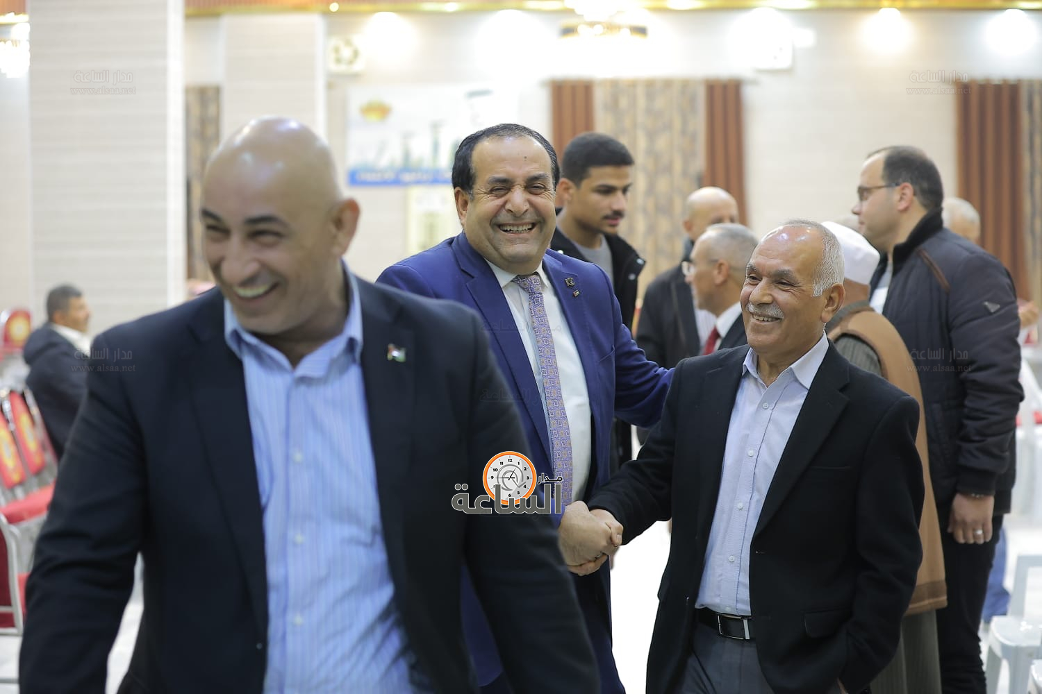 Madar Al-Saa Images 0.7922275386620774