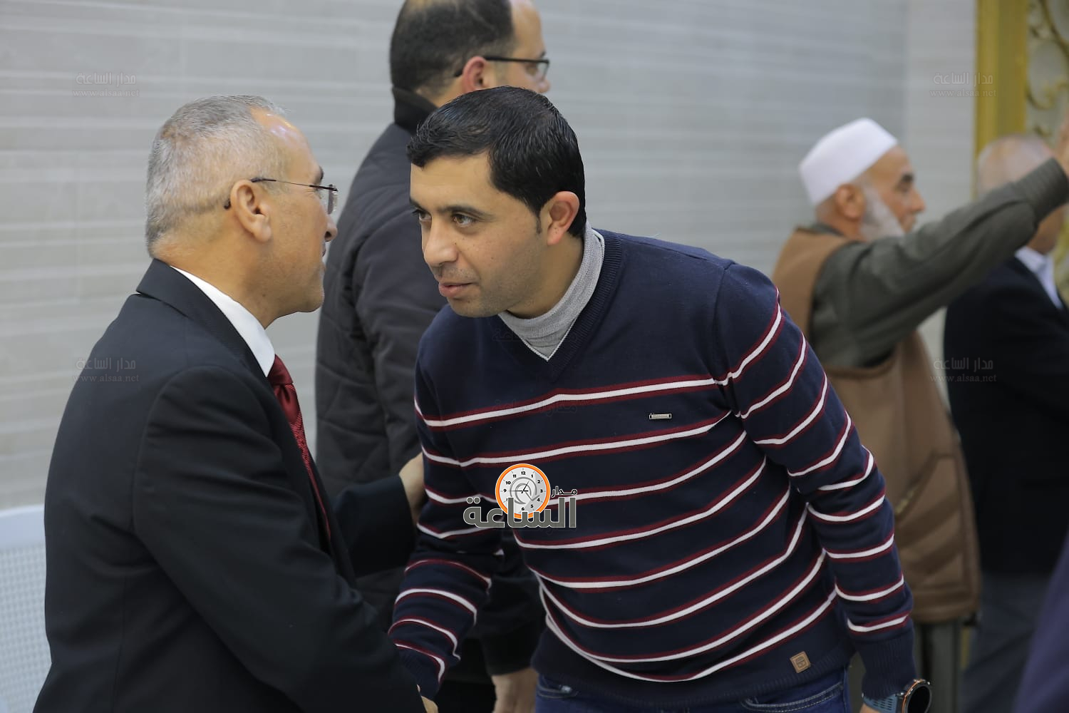 Madar Al-Saa Images 0.6928167537039167