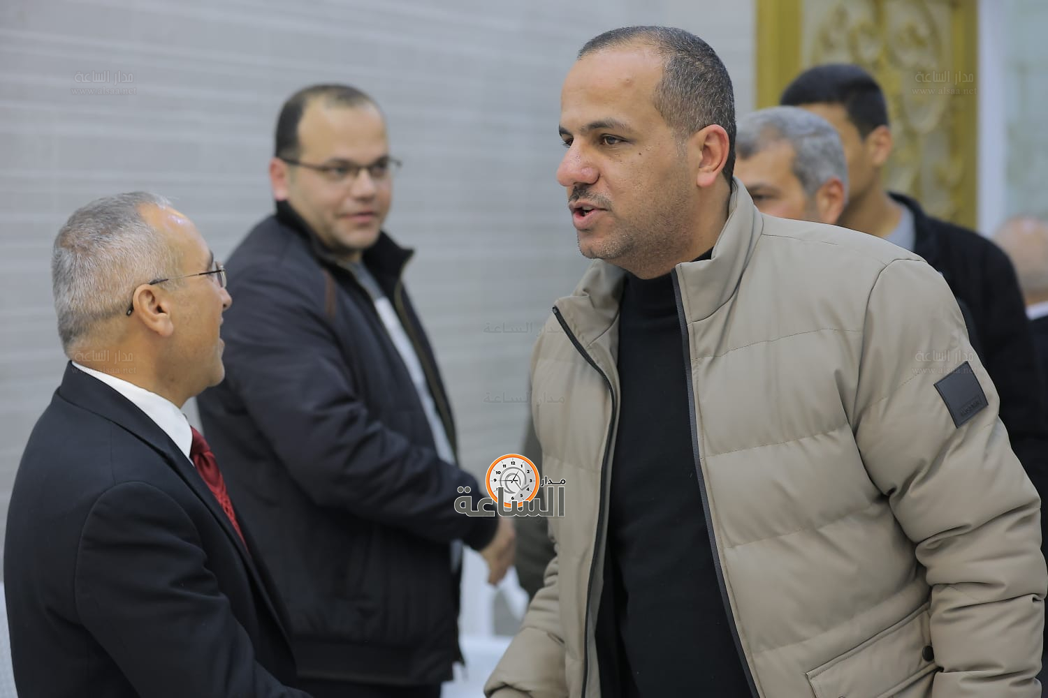 Madar Al-Saa Images 0.7858993254454115