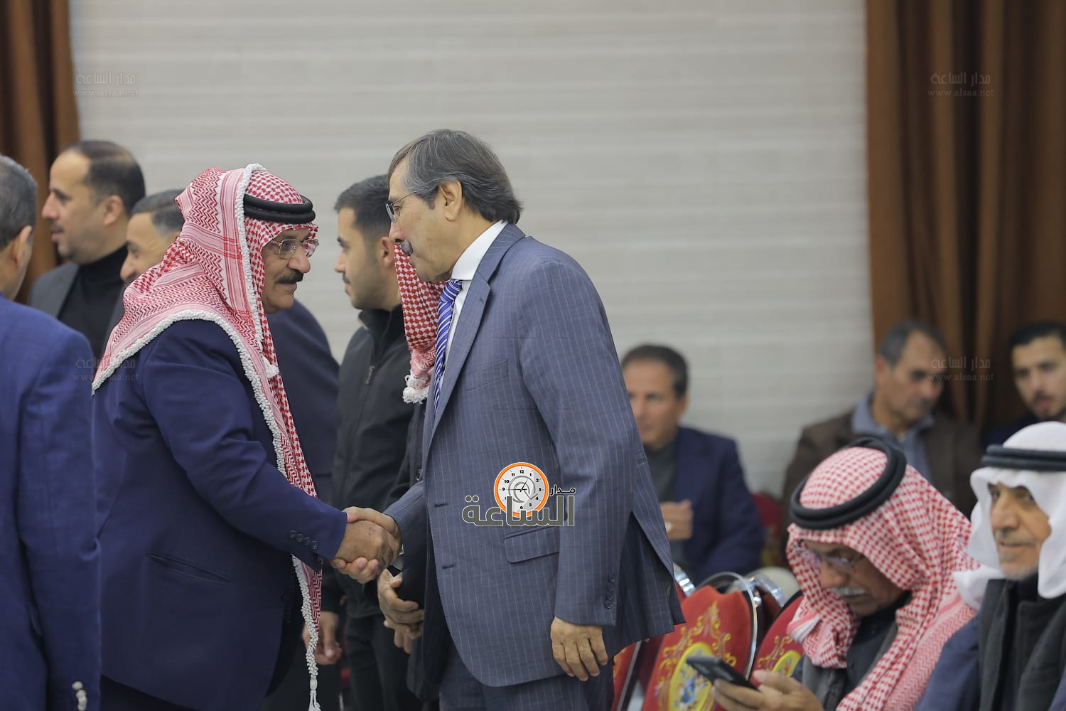 Madar Al-Saa Images 0.9526579663437239