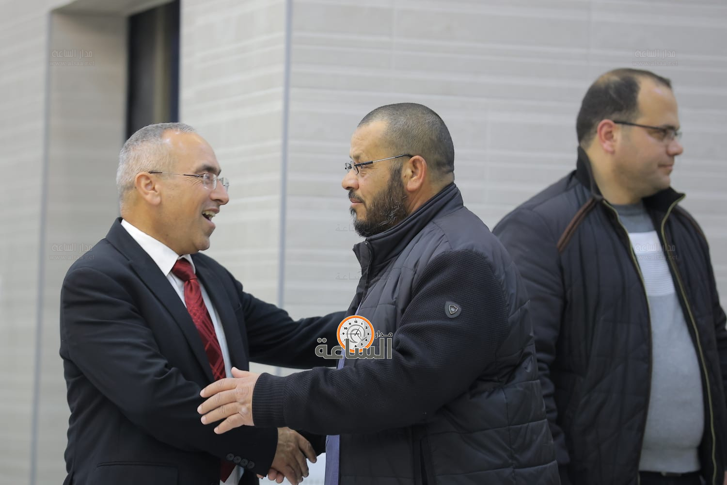 Madar Al-Saa Images 0.33588423248182075