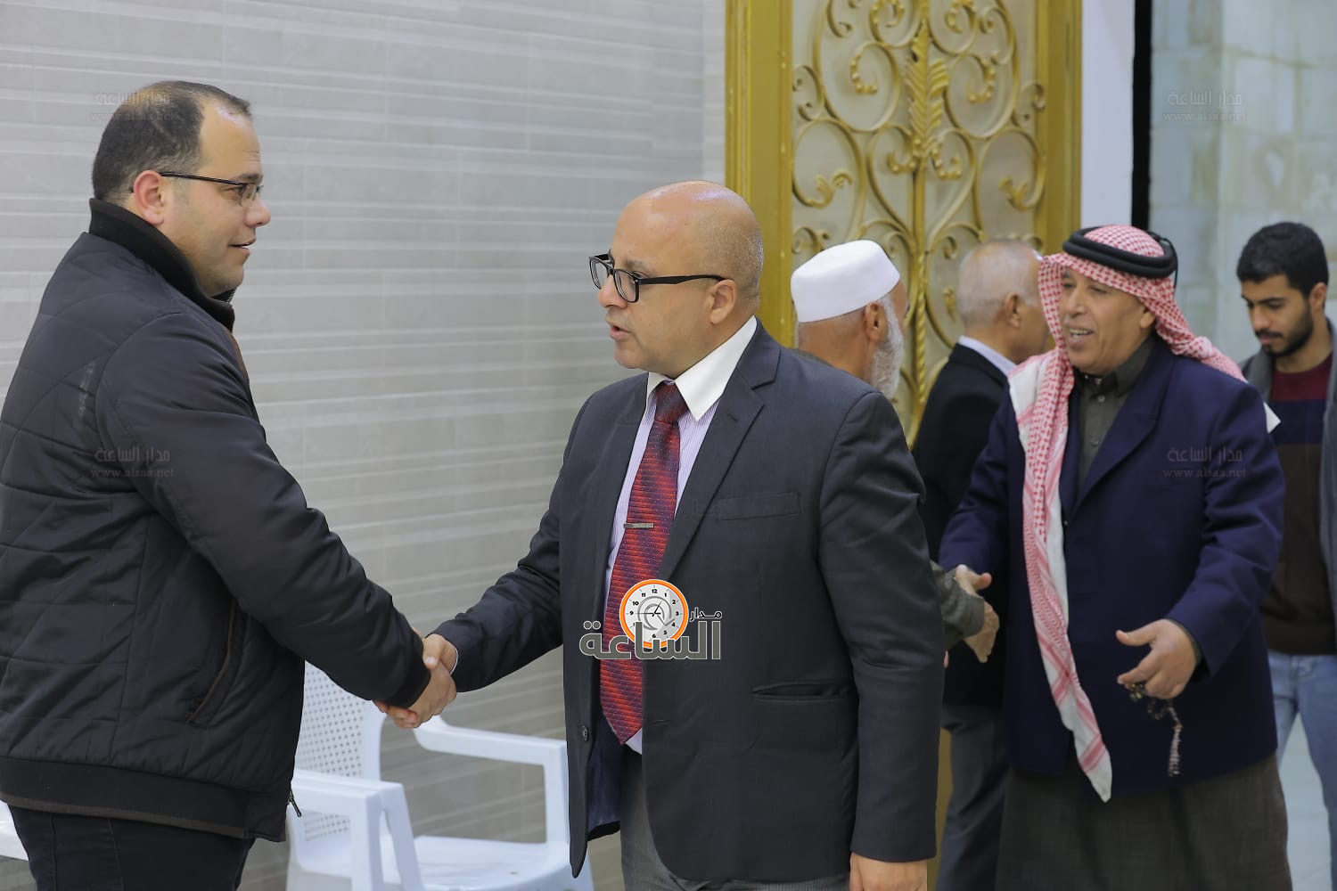 Madar Al-Saa Images 0.03560253090496168