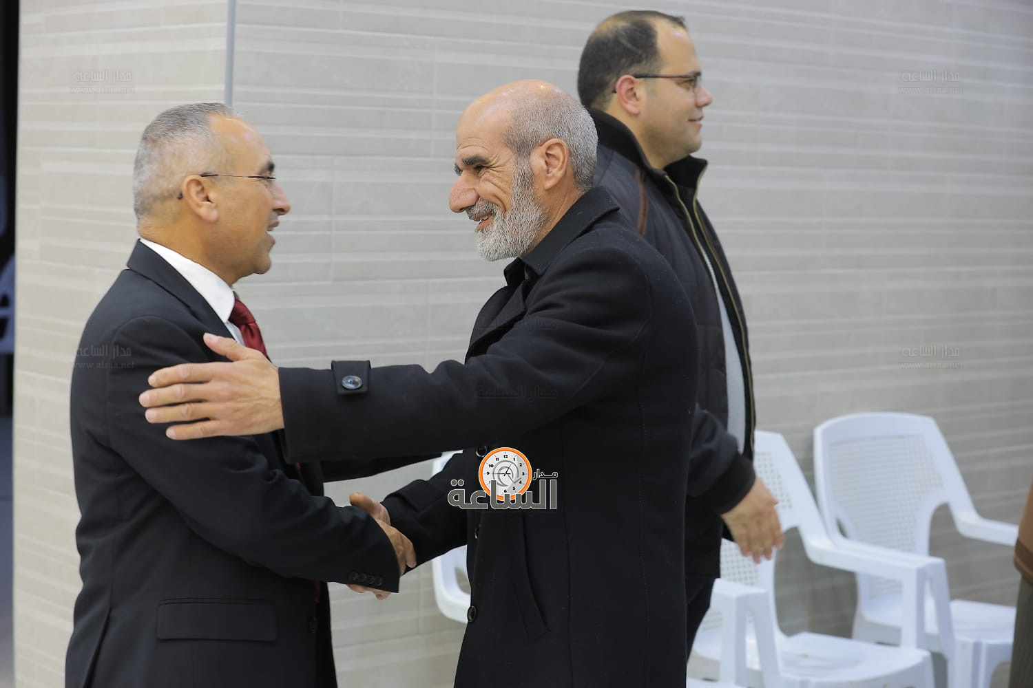 Madar Al-Saa Images 0.38193542310835027