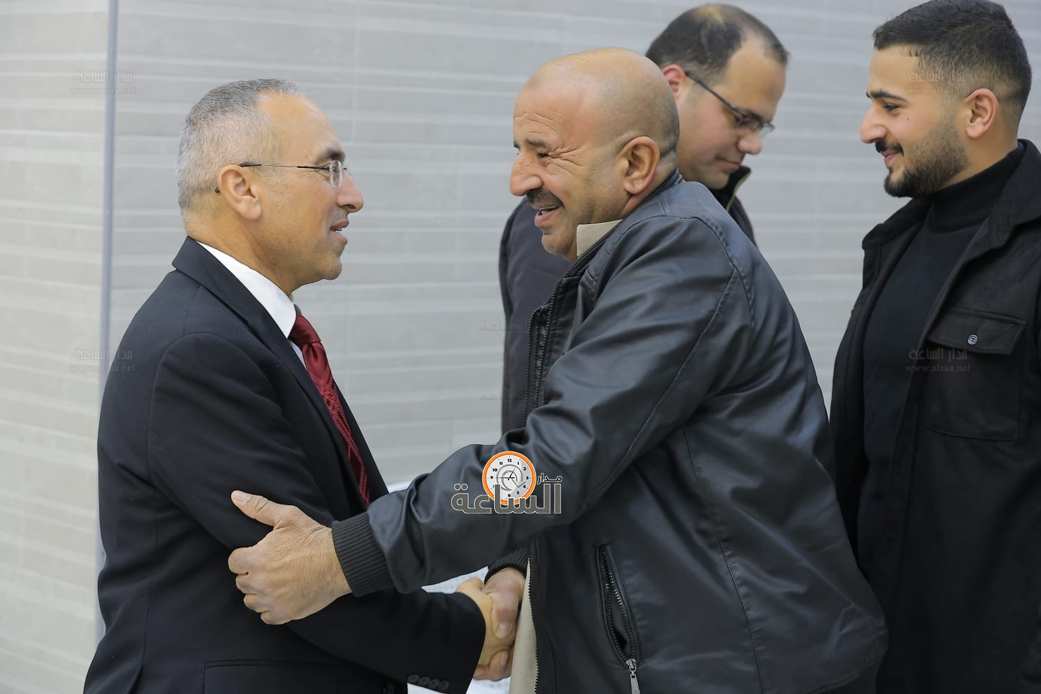 Madar Al-Saa Images 0.26594178077300223