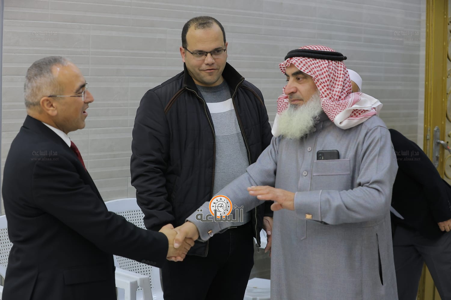 Madar Al-Saa Images 0.6406074233916879