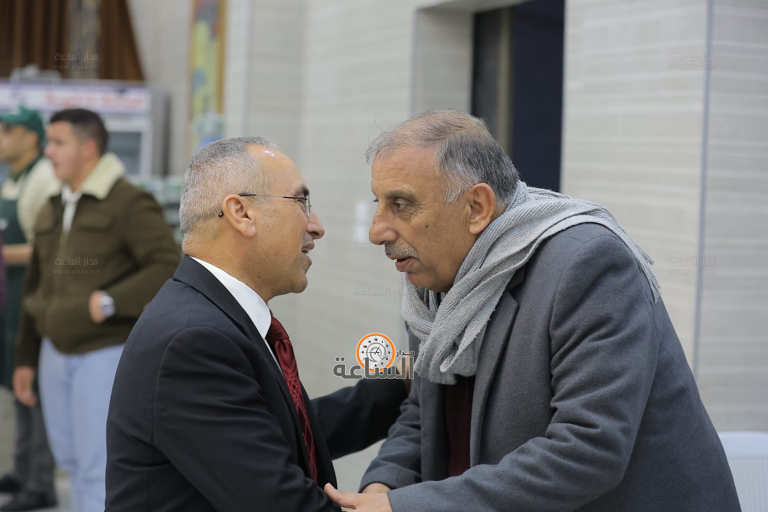 Madar Al-Saa Images 0.14086740159547373