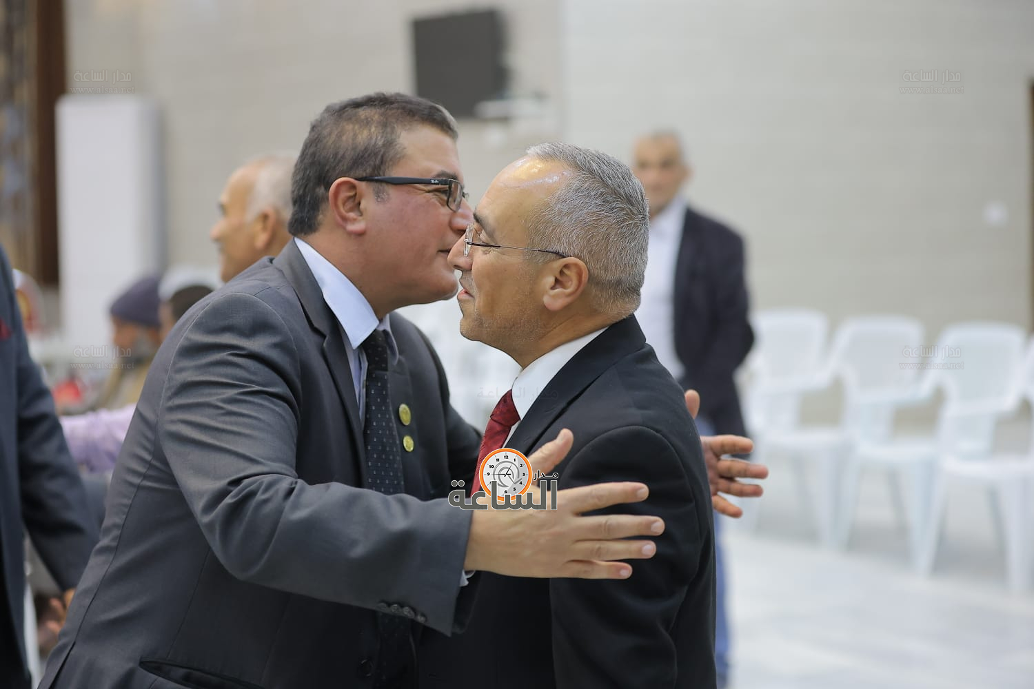 Madar Al-Saa Images 0.9088496185396504