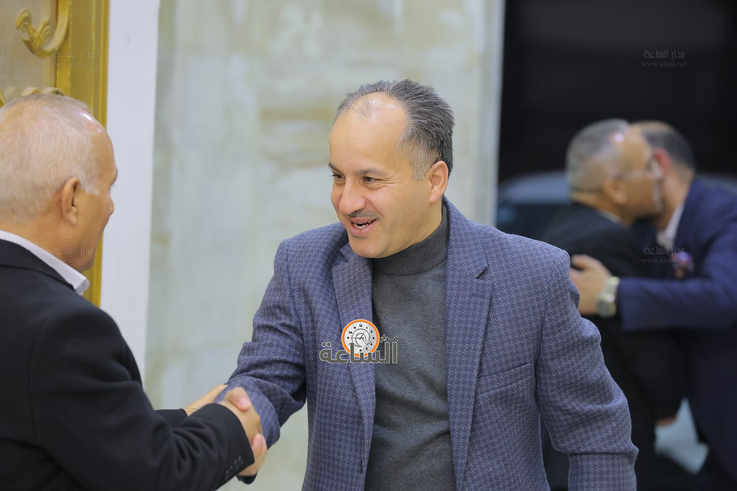 Madar Al-Saa Images 0.3489610830473462