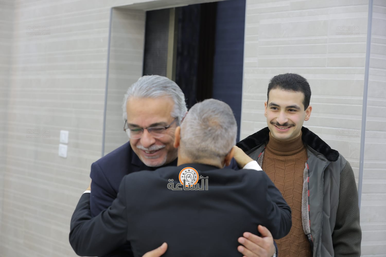 Madar Al-Saa Images 0.41226993796118994