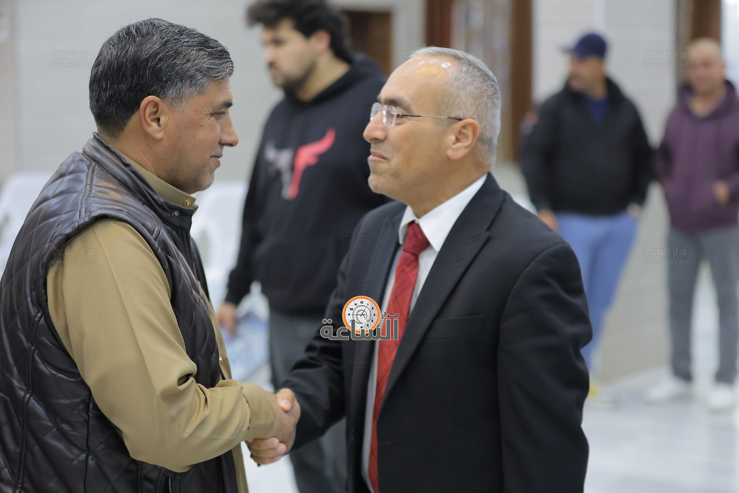 Madar Al-Saa Images 0.5045054146655167