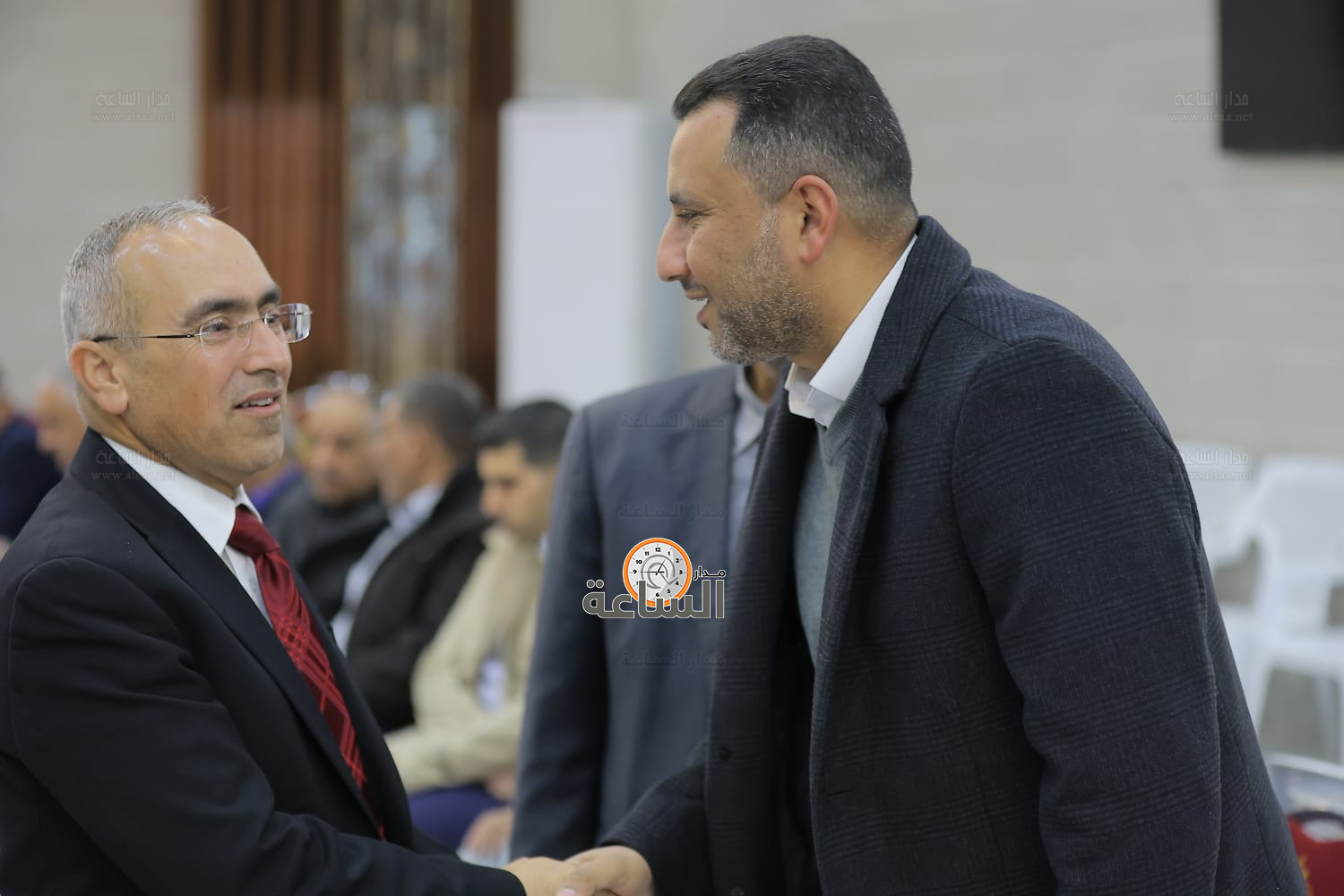 Madar Al-Saa Images 0.912774186887285