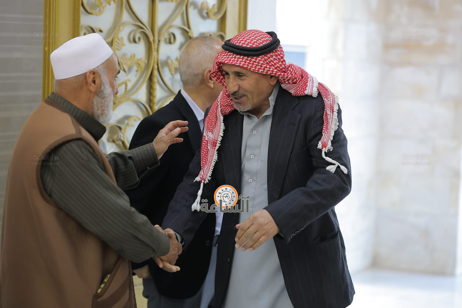 Madar Al-Saa Images 0.514685090820436