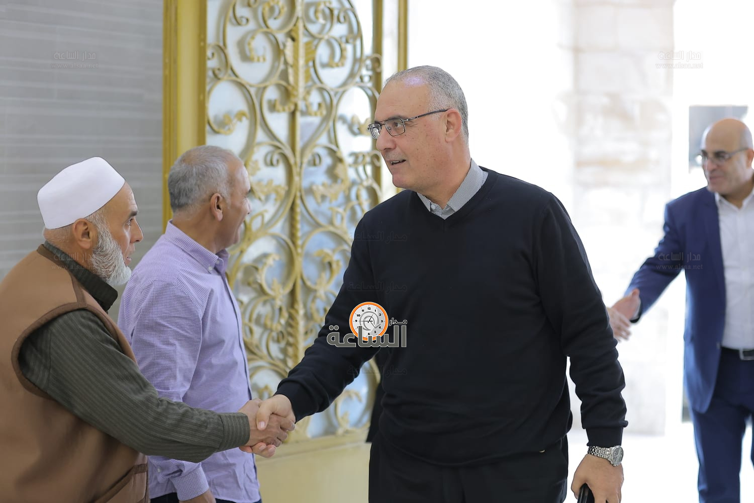 Madar Al-Saa Images 0.4909124991435644