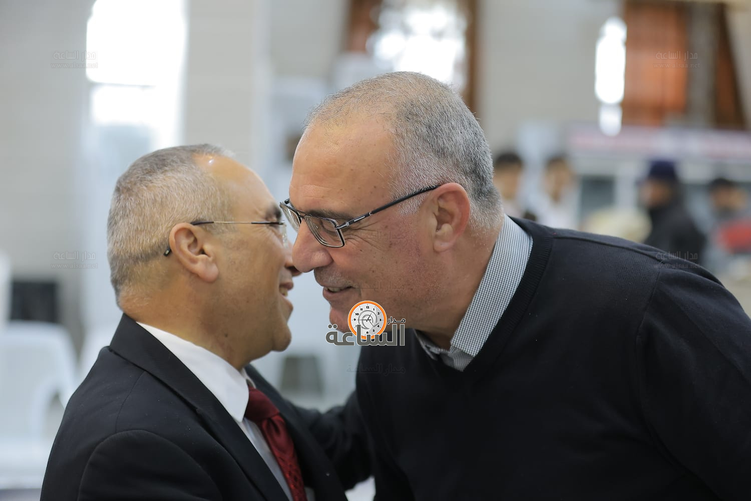 Madar Al-Saa Images 0.562018094619135