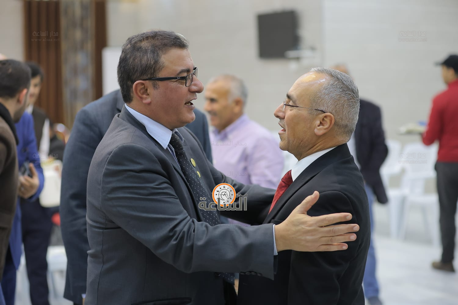 Madar Al-Saa Images 0.10324369387040688