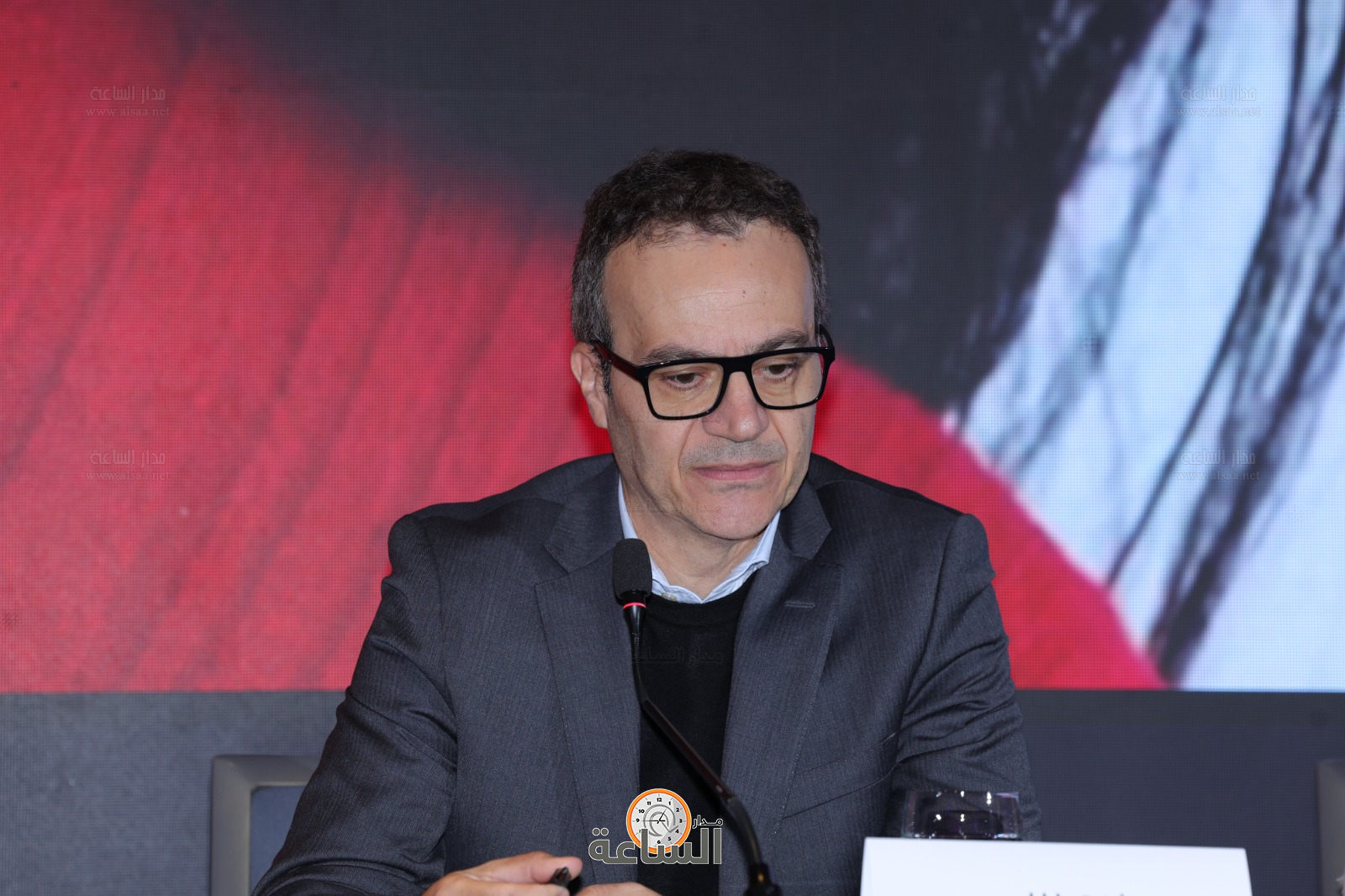 Madar Al-Saa Images 0.55975263289589