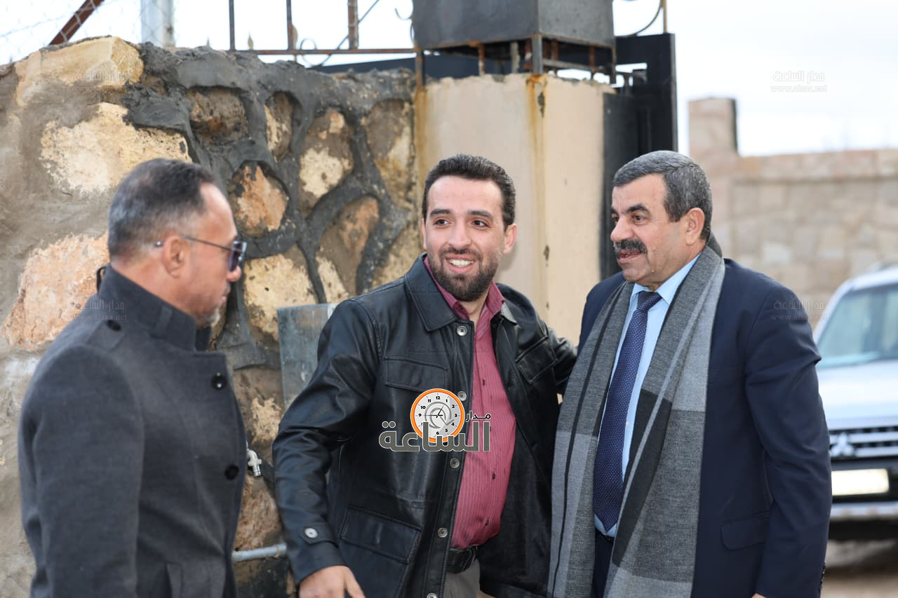 Madar Al-Saa Images 0.7504790739576416