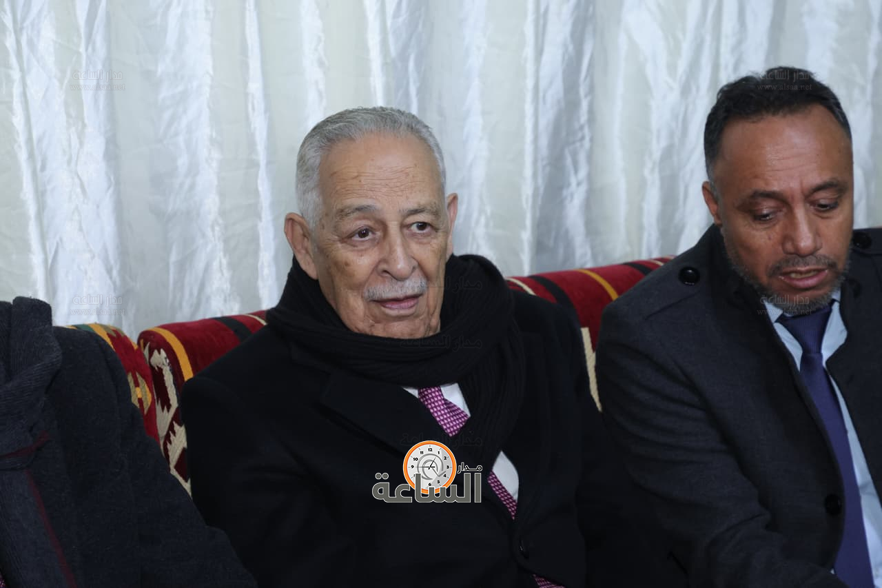 Madar Al-Saa Images 0.00028011163887387003