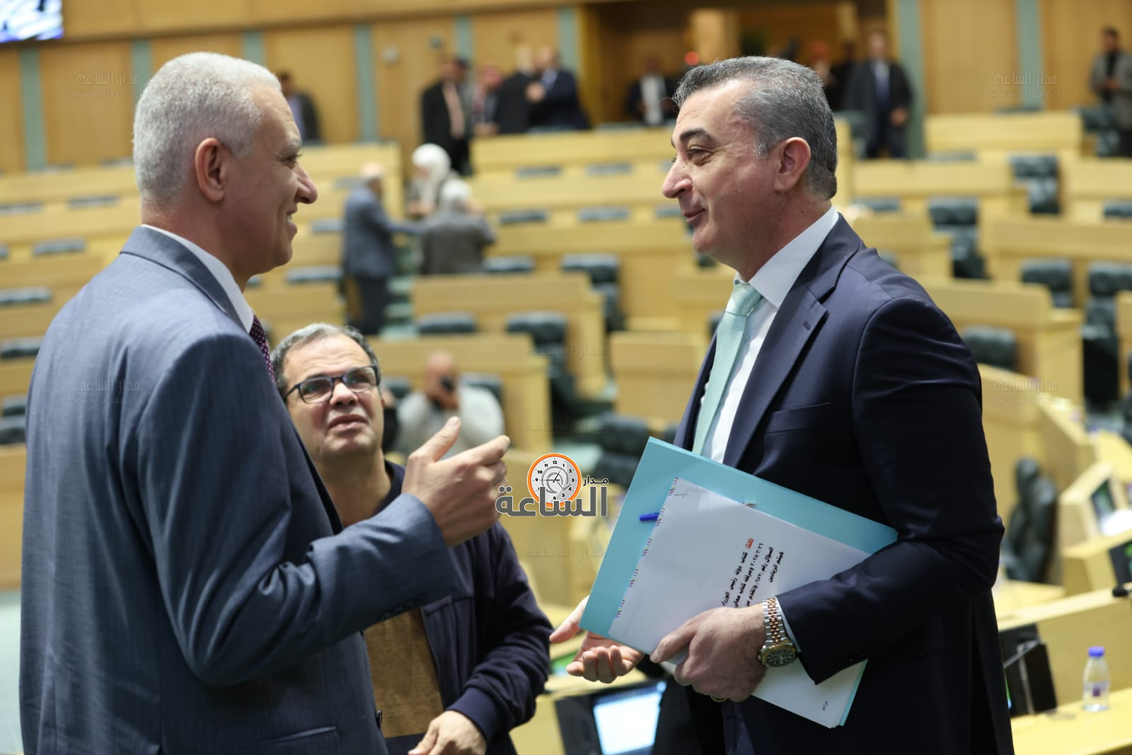 Madar Al-Saa Images 0.9642013936121492