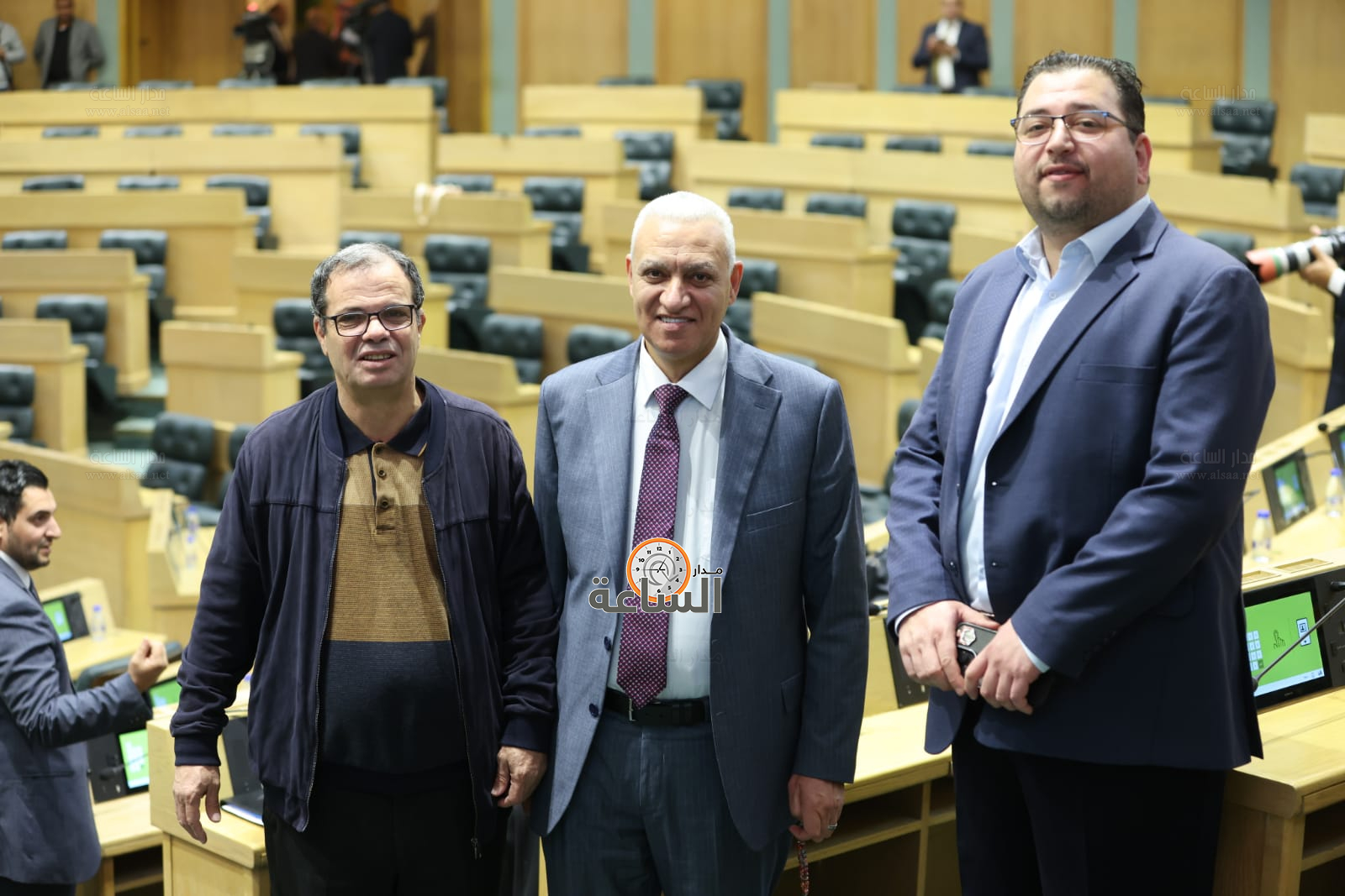 Madar Al-Saa Images 0.2726562103064988