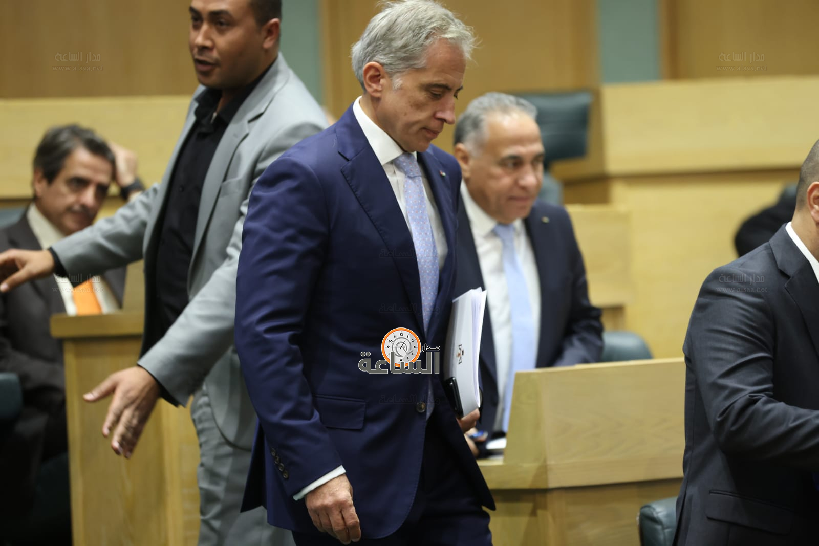 Madar Al-Saa Images 0.7032888745832775