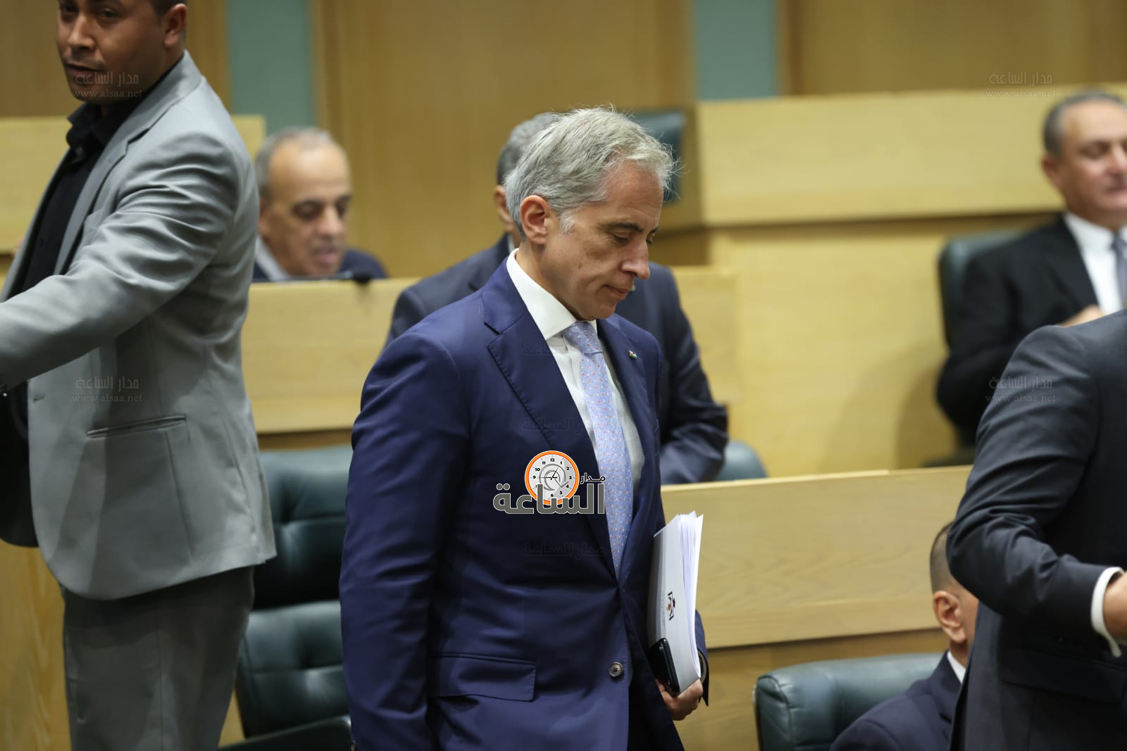 Madar Al-Saa Images 0.9160059257818632