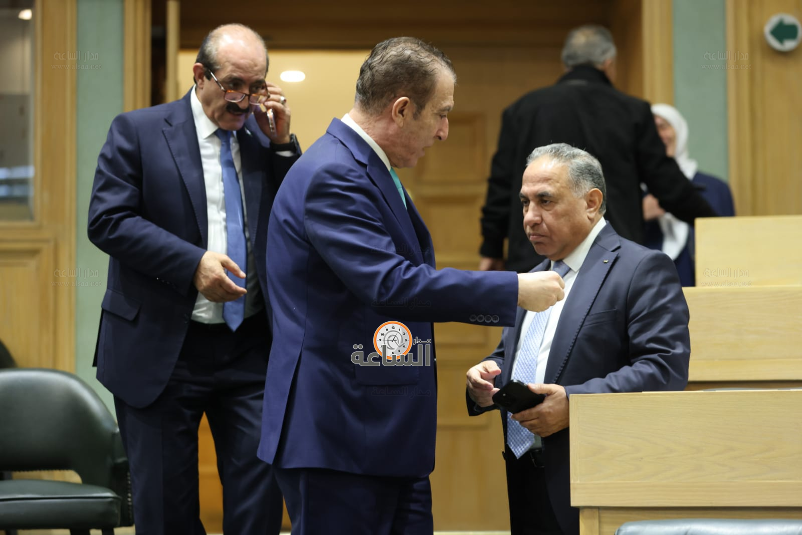 Madar Al-Saa Images 0.3843137555538688