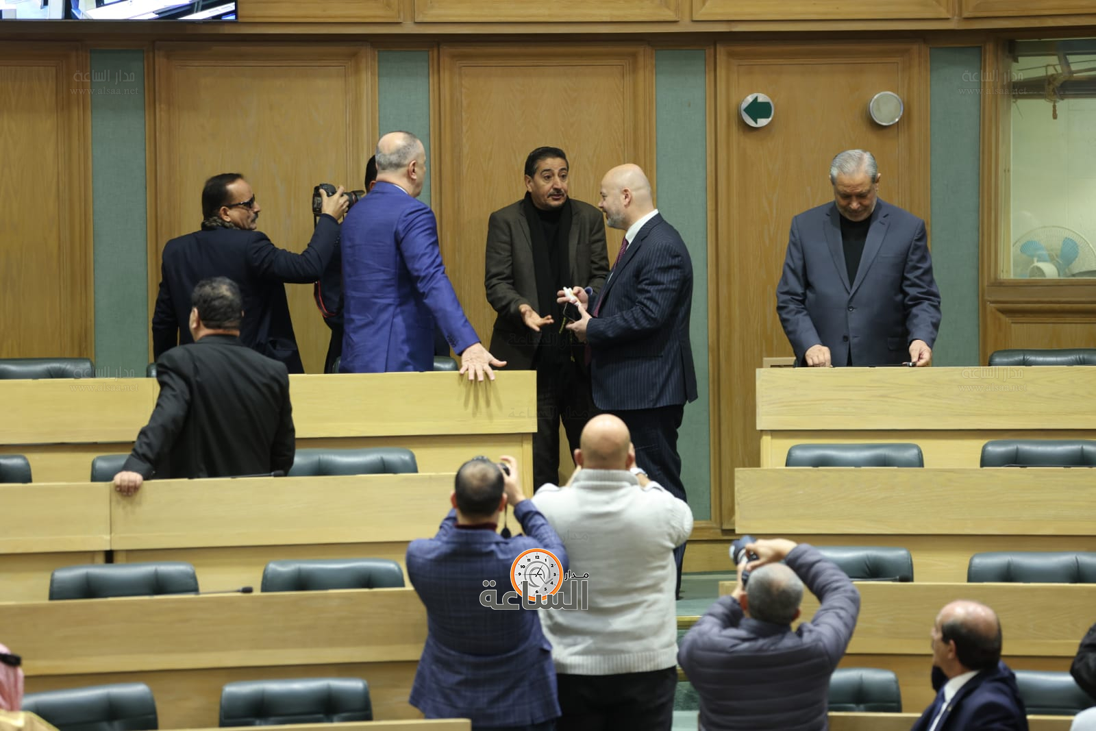 Madar Al-Saa Images 0.995482949992662