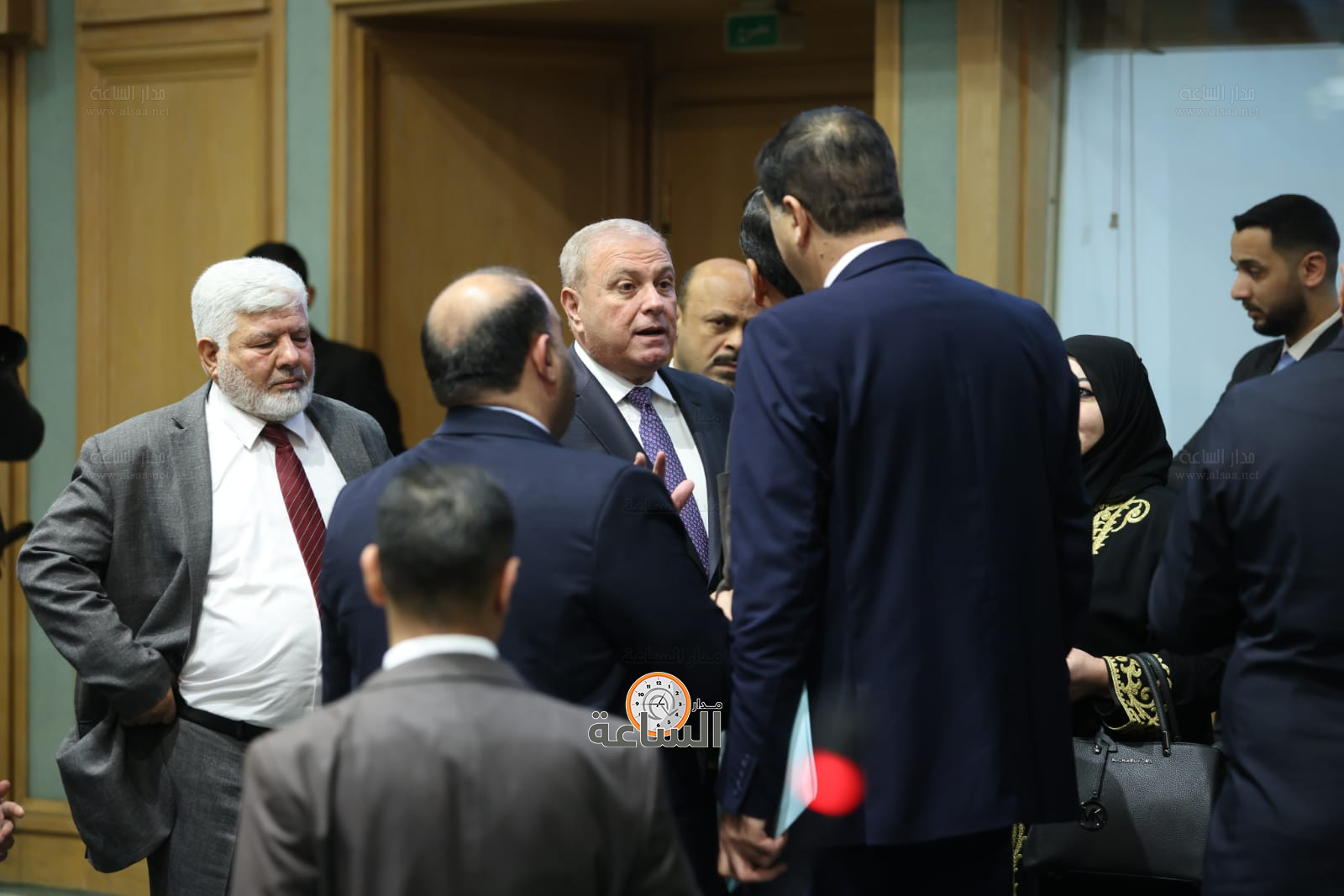 Madar Al-Saa Images 0.09052347118255444