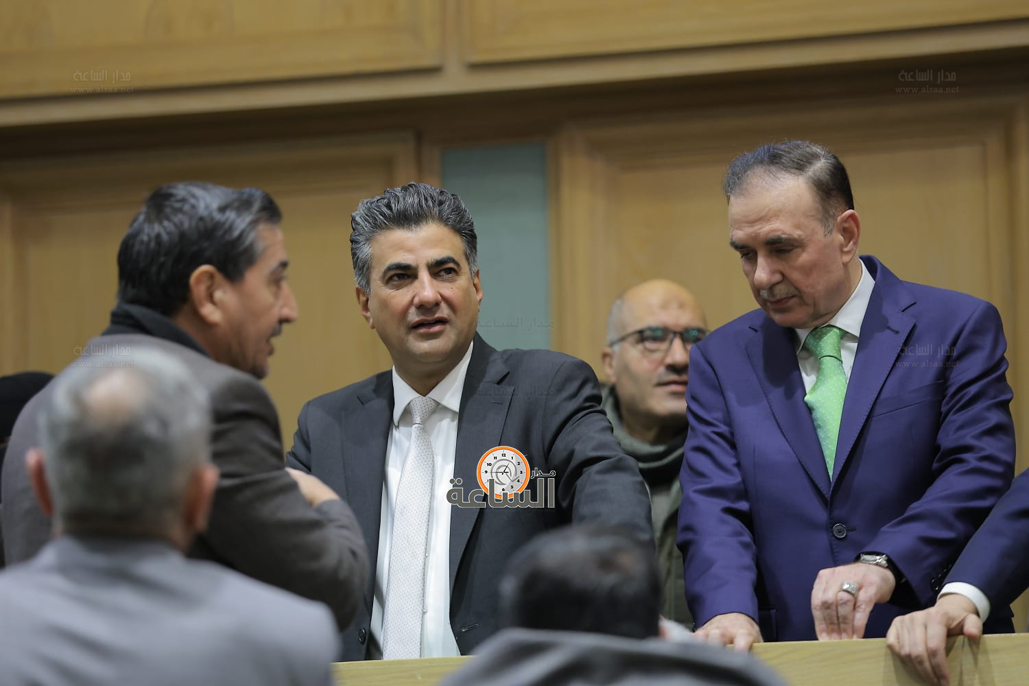 Madar Al-Saa Images 0.32829968639614227