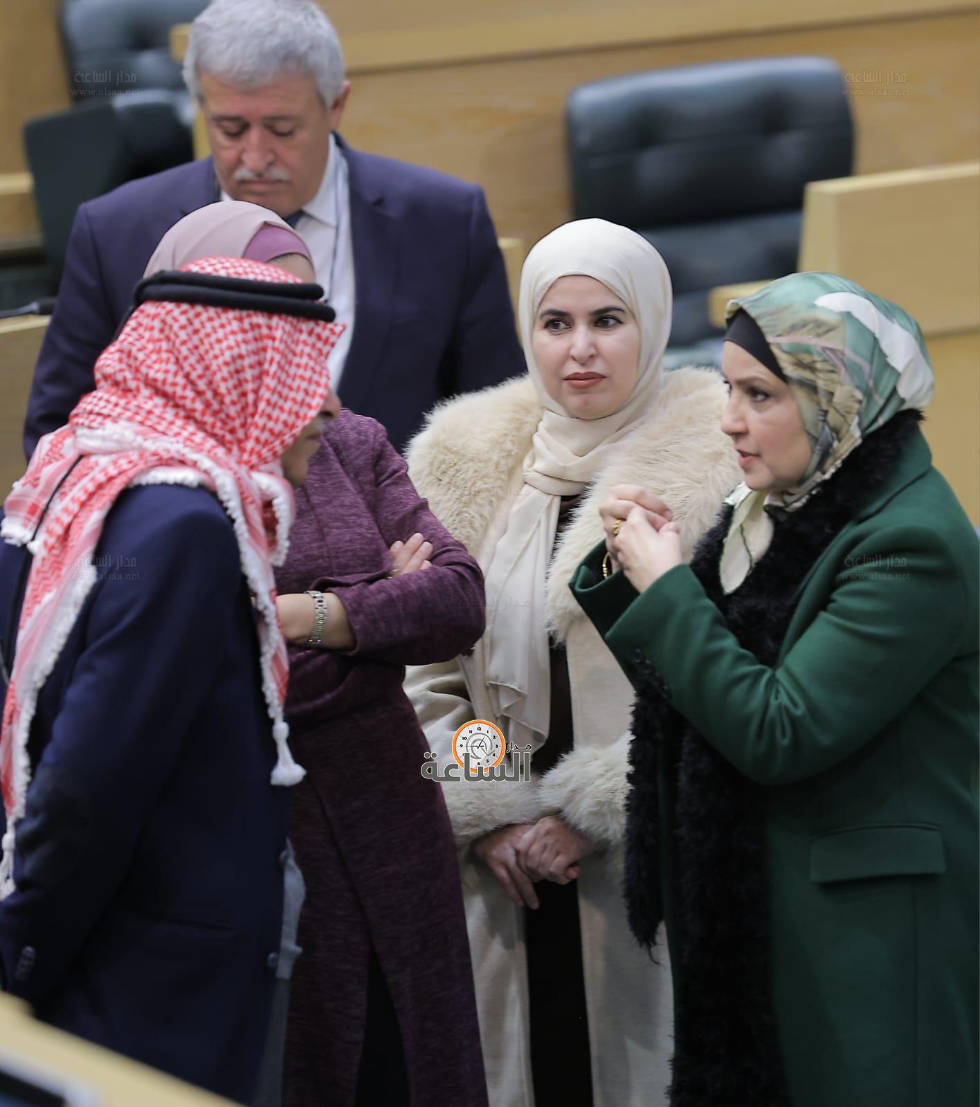 Madar Al-Saa Images 0.8208123532110401