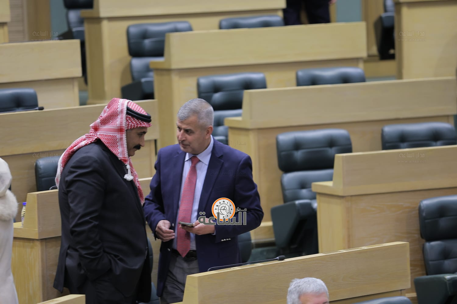 Madar Al-Saa Images 0.777319342072895