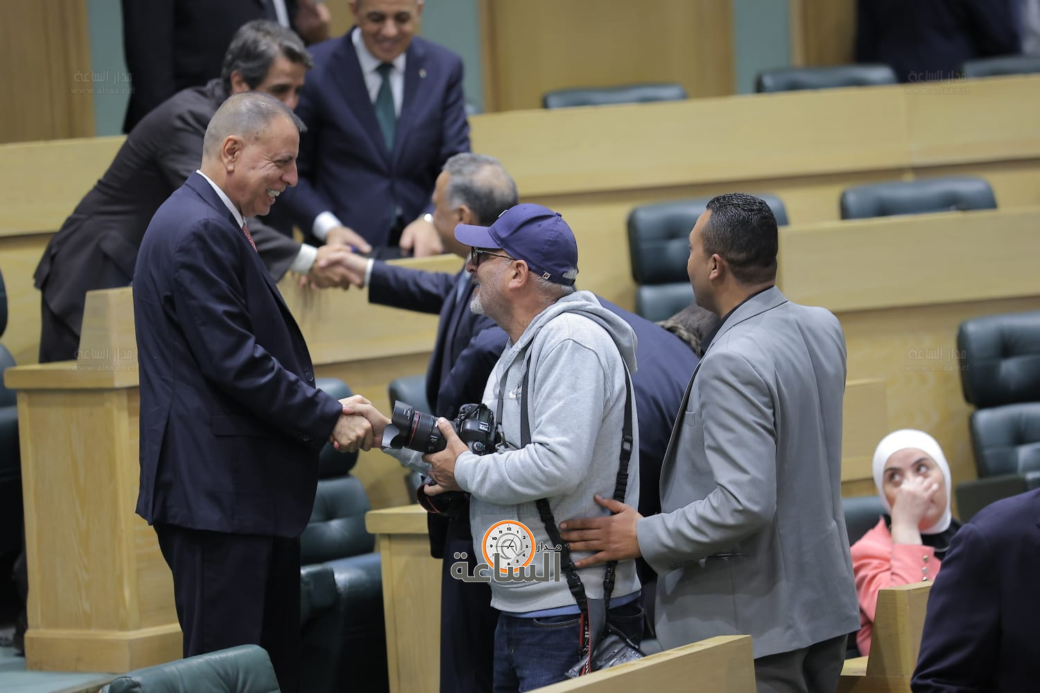 Madar Al-Saa Images 0.17538084987944302