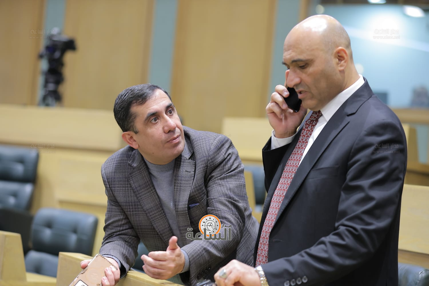 Madar Al-Saa Images 0.8815386101644072