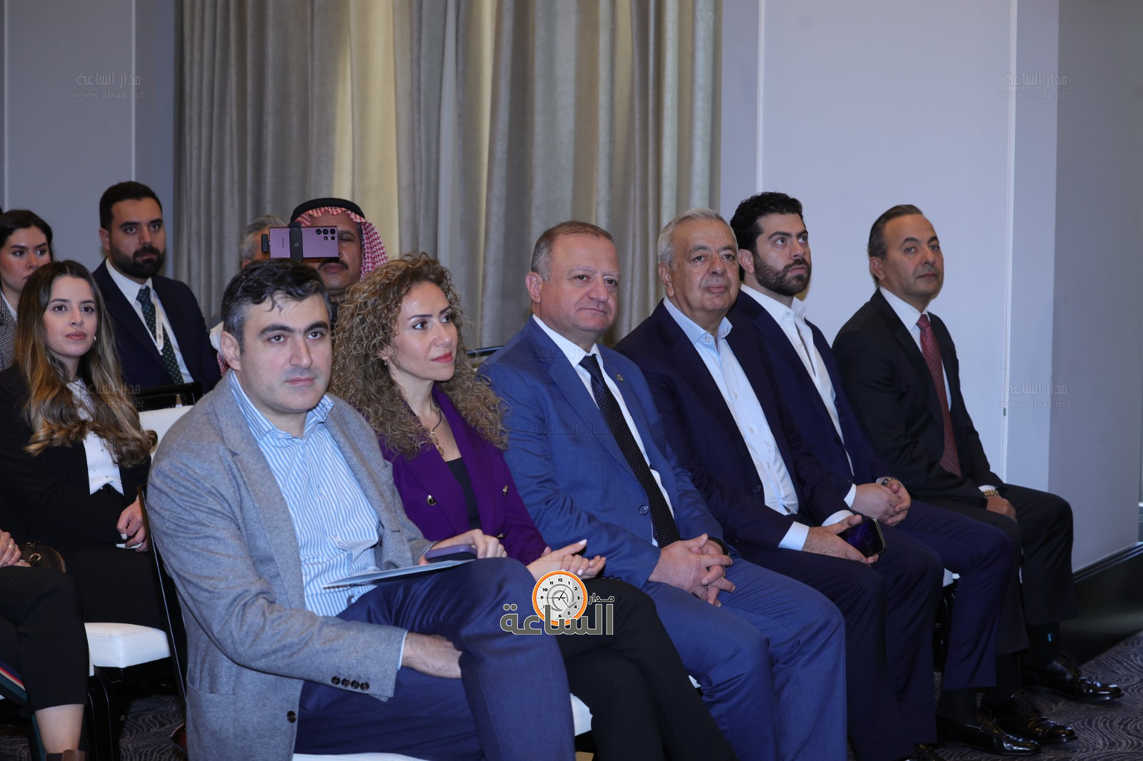 Madar Al-Saa Images 0.7032193539279702